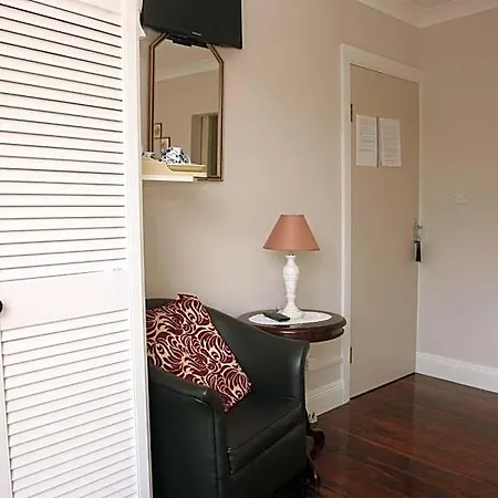 Bed & Breakfast Torine House