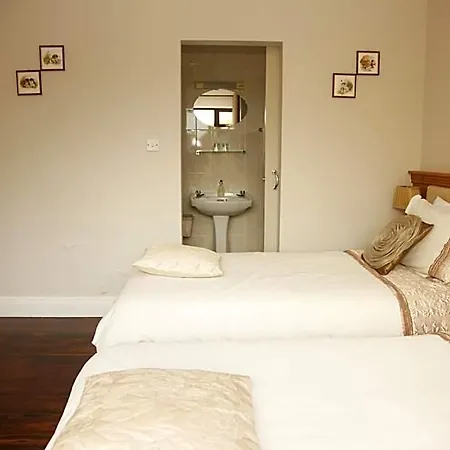 Torine House 3*