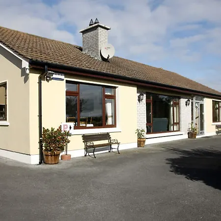 Bed and Breakfast Torine House