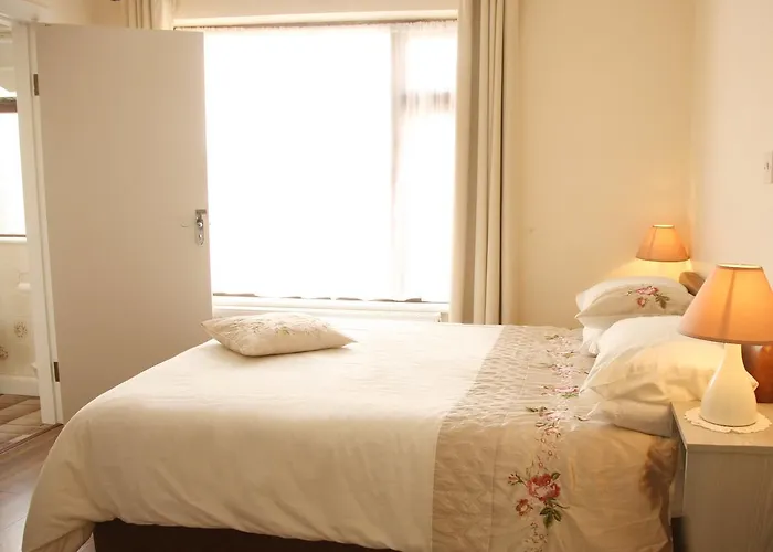 فندق مبيت وإفطار Torine House 3*